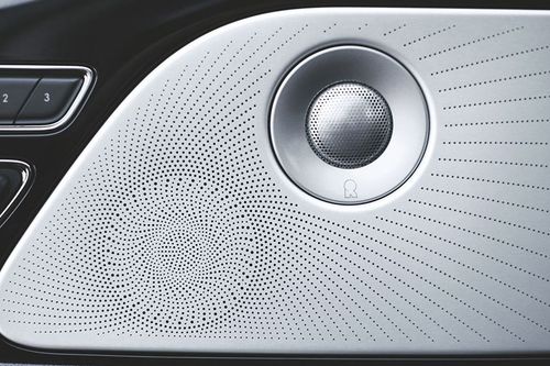 Speakers View of Lincoln Aviator (2023-2024)