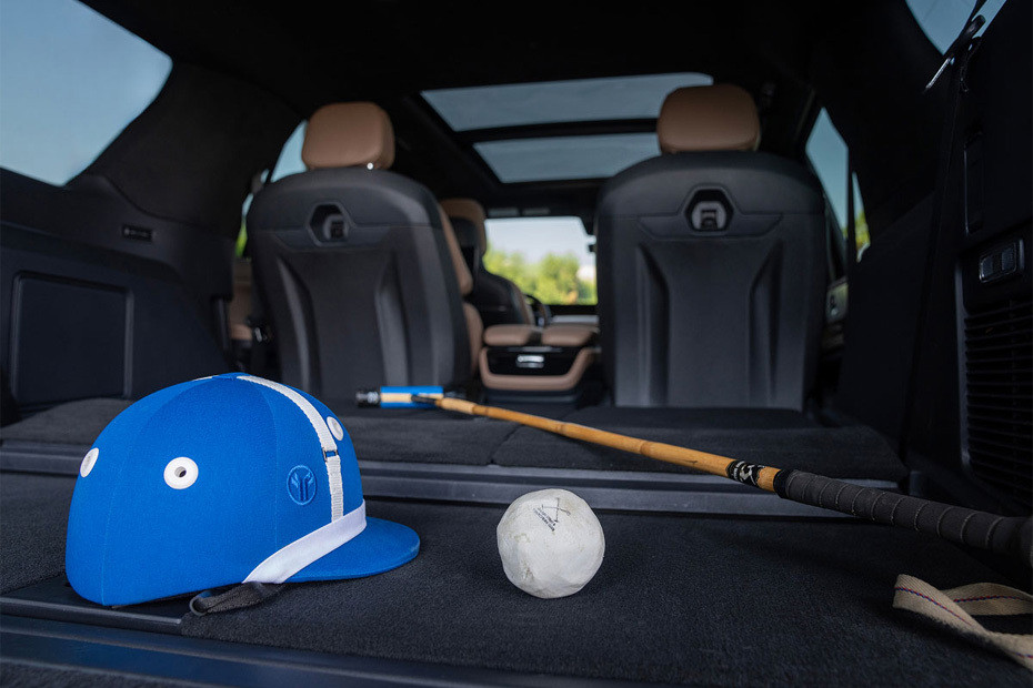 Folding Seats of Lincoln Navigator