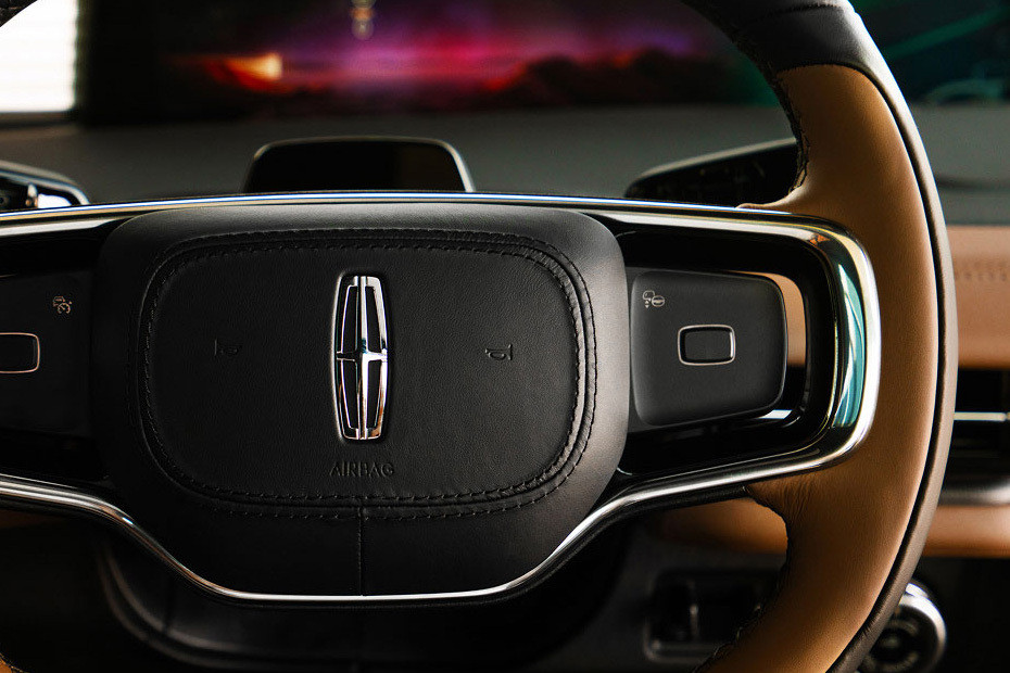 Lincoln Navigator Multi Function Steering