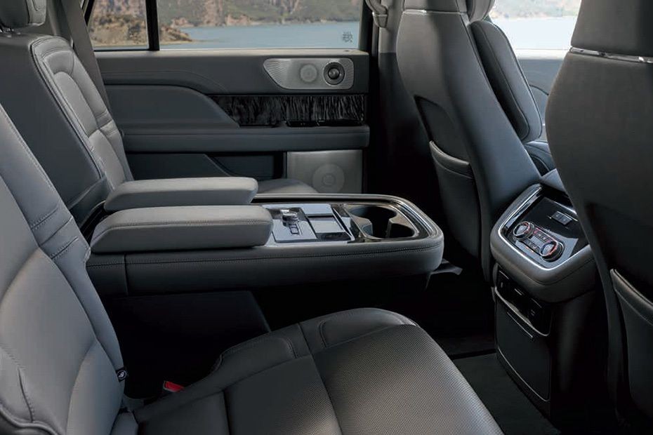 Navigator (2012-2021) Armrest Rear