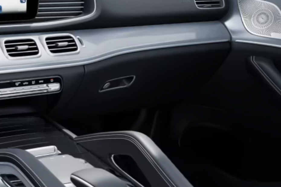 Mercedes-Benz GLE-Class Glove Box