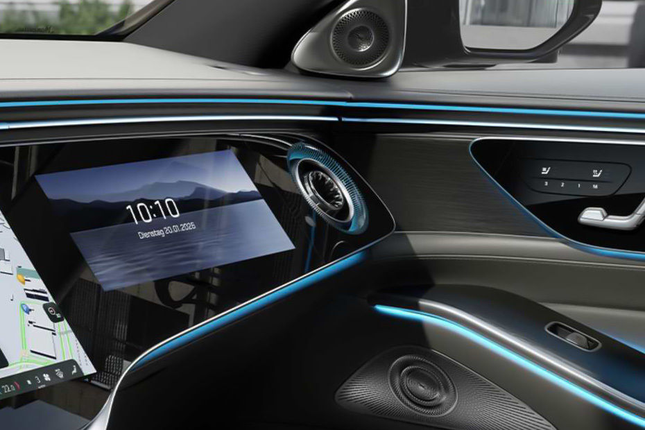 Mercedes-Benz S Class Passengers View