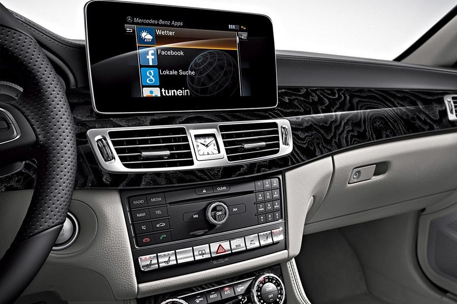 CLS-Class Coupe Center Console