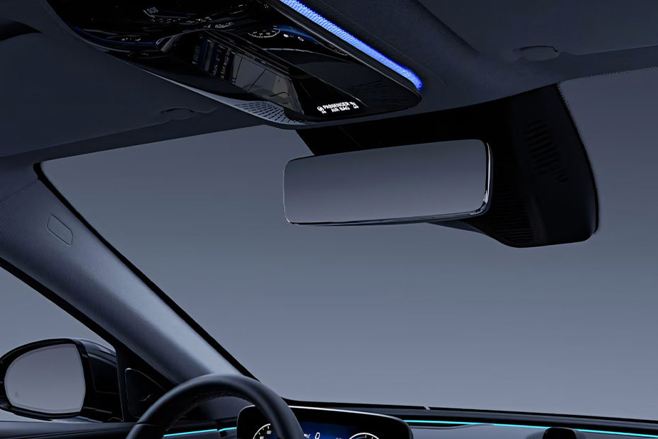 E-Class Sedan Courtesy Lamps