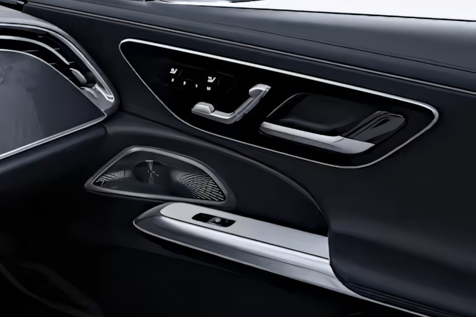 door handle interior of Mercedes-Benz E-Class Sedan