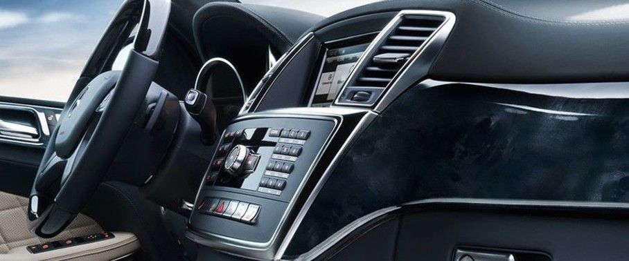 GL Class Center Console