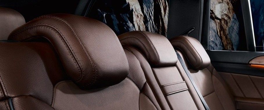 GL Class Rear Seat Head rest