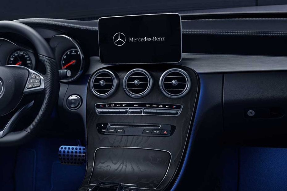 C-Class Cabriolet Center Console