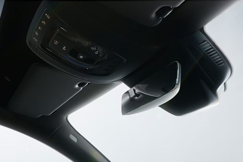 CLA-Class Courtesy Lamps