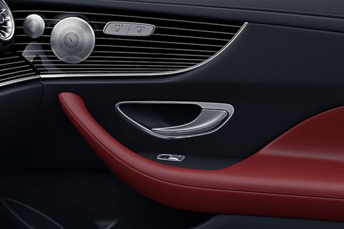 door handle interior of Mercedes-Benz E-Class Coupe