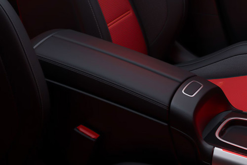 GLA-Class Front Center Divider