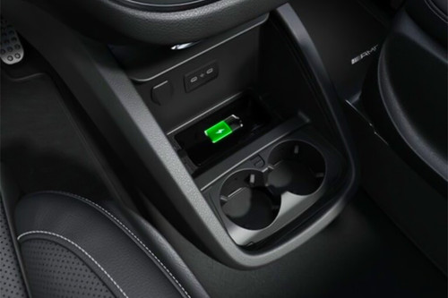 Power Accessories Outlet View of Mercedes-Benz V-Class