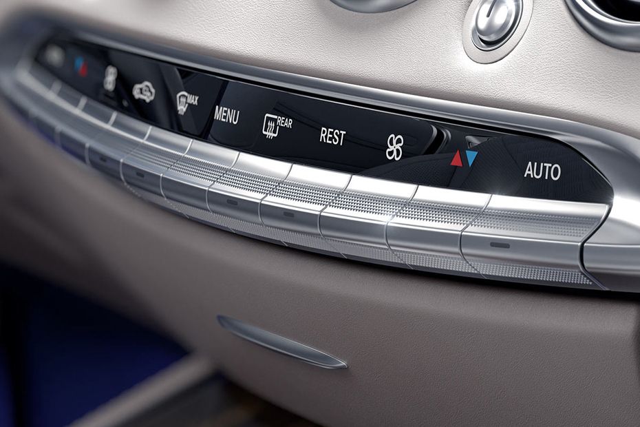 Front AC Controls of Mercedes-Benz S-Class-Cabriolet