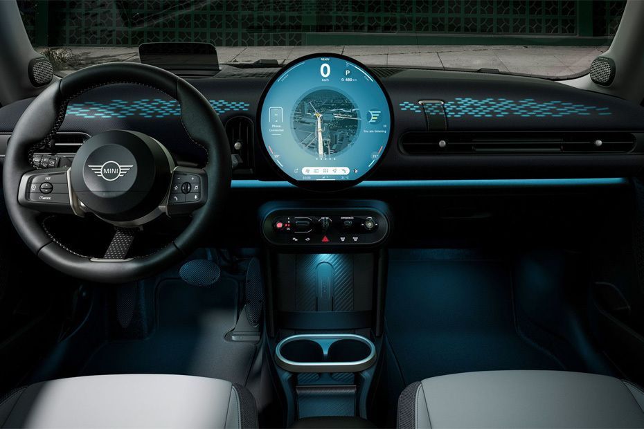 Dashboard View of 3 Door