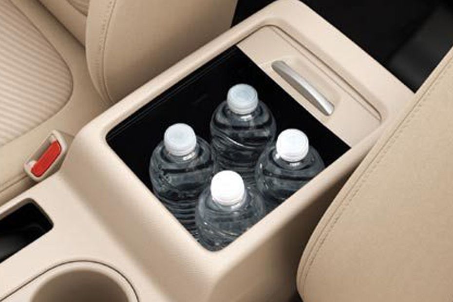 Xpander (2022-2024) Cup Holders