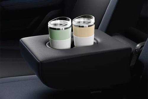Xpander Cross (2023-2024) Cup Holders
