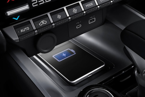 Power Accessories Outlet View of Mitsubishi Destinator