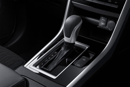 Mitsubishi Xpander Gear Shifter