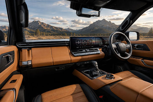 Mitsubishi Pajero Passengers View