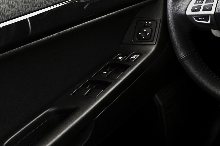Mitsubishi Lancer EX Drivers Side In Side Door Controls