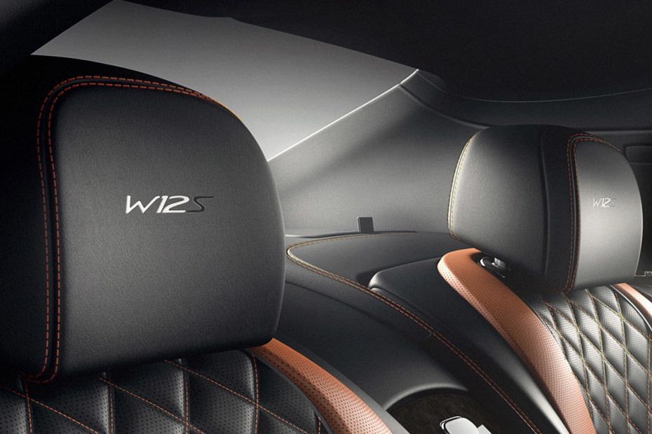 Flying Spur Rear Seat Head rest