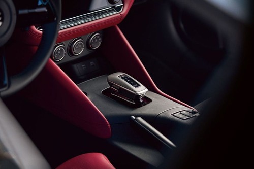 Nissan Z Gear Shifter