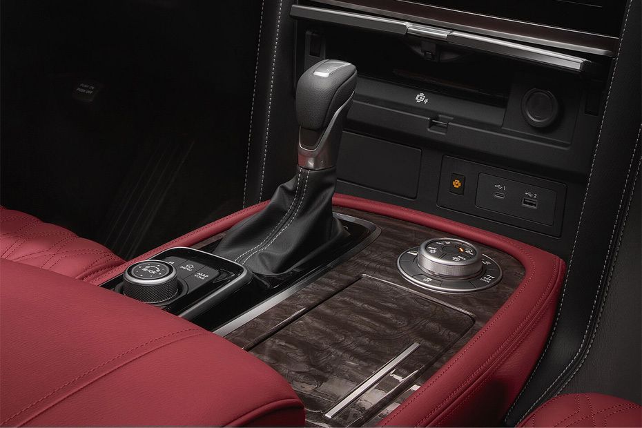 Nissan Patrol (2022-2024) Gear Shifter