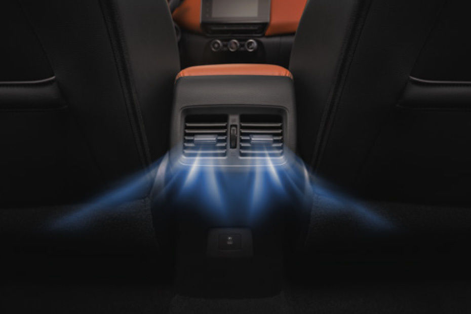 Magnite Rear AC Controls