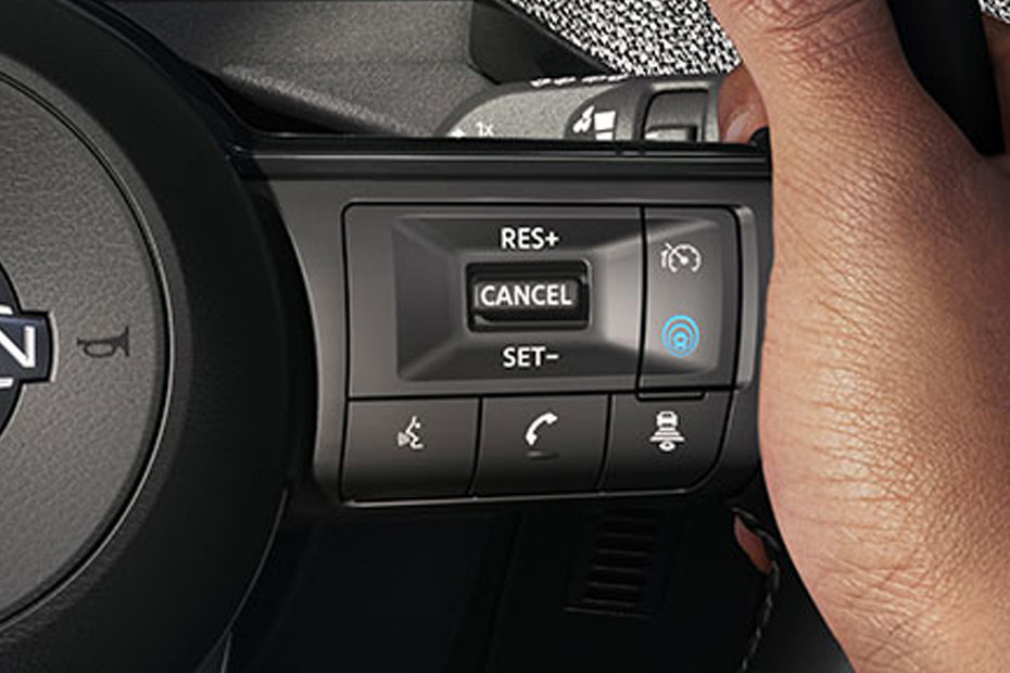 Nissan Kicks Multi Function Steering