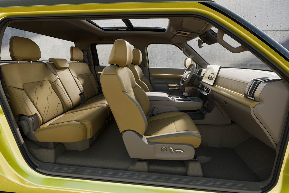 Nissan Frontier Pro Front And Rear Seats Together