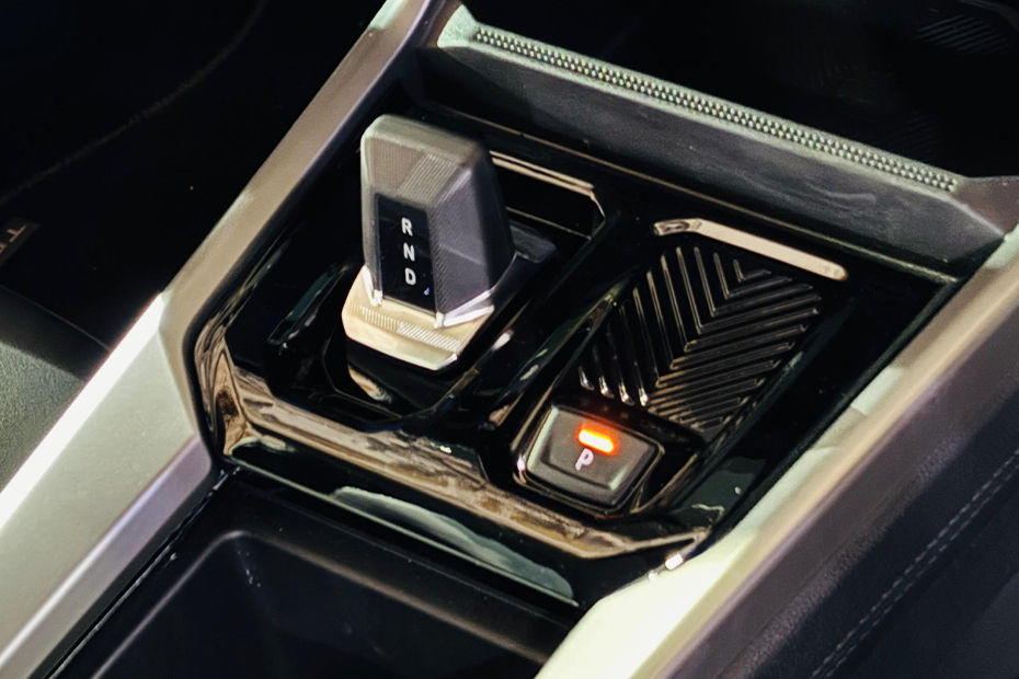 Nissan Tekton Gear Shifter