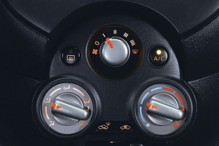 Front AC Controls of Nissan Micra