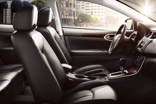 Sentra (2022-2023) Front Seats