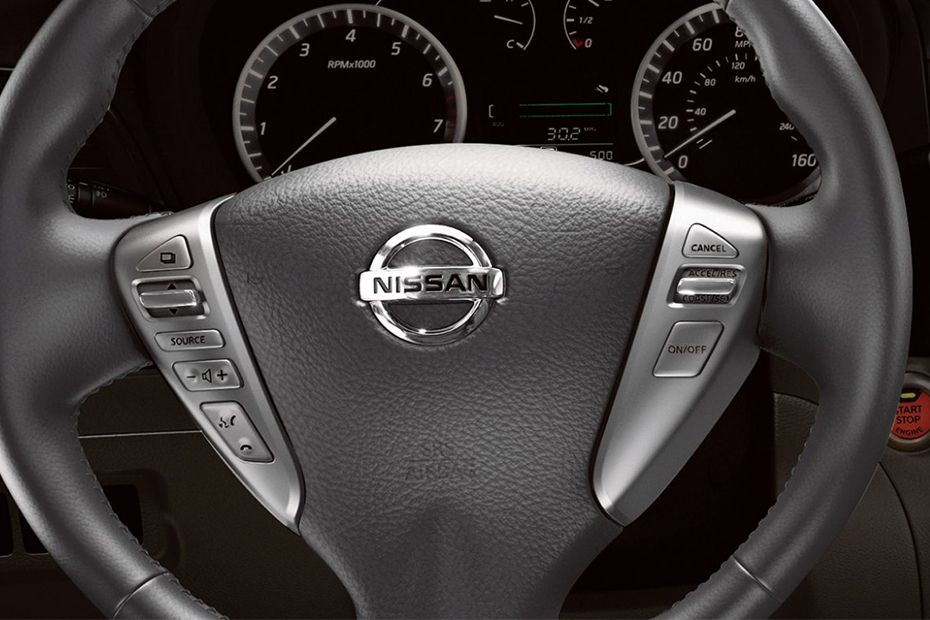 Nissan Sentra (2022-2023) Multi Function Steering