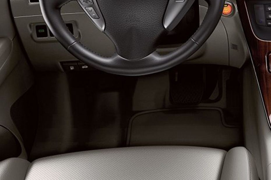 Sentra (2022-2023) Richbrook Competition Foot Pedal Set