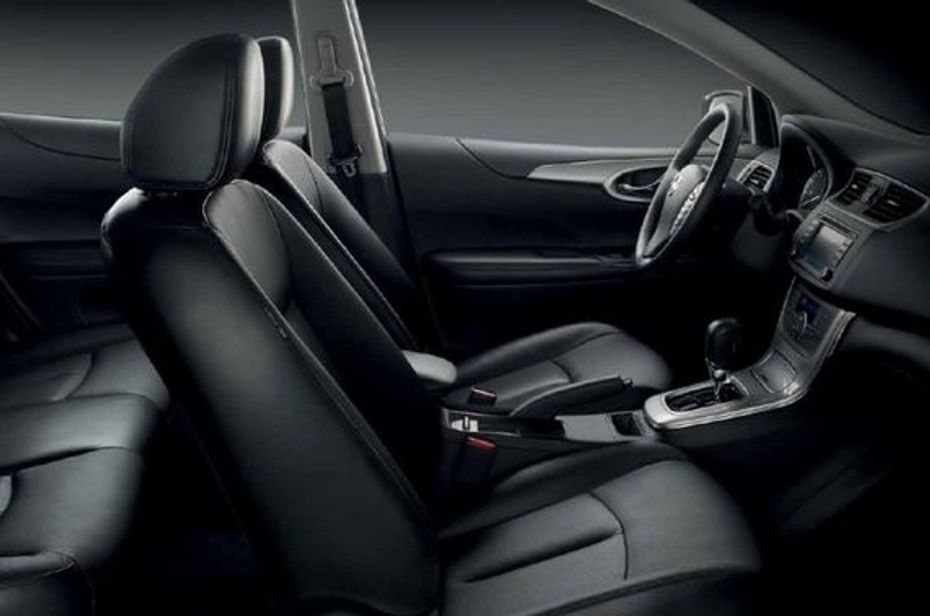 Tiida Front Seats