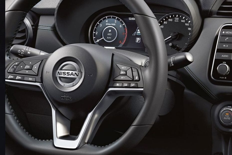 Nissan Sunny(2017-2023) Multi Function Steering