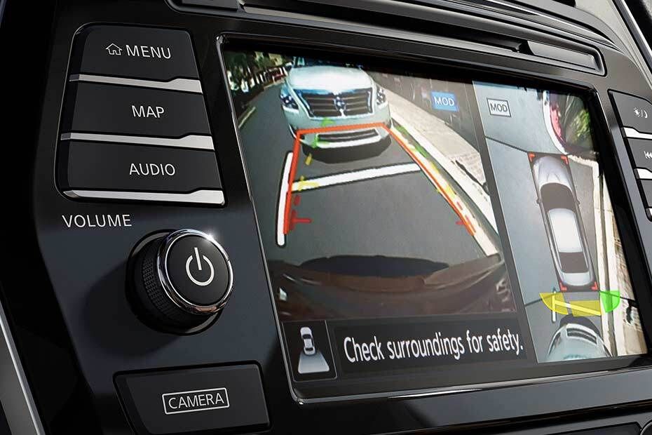 Maxima Parking Assist