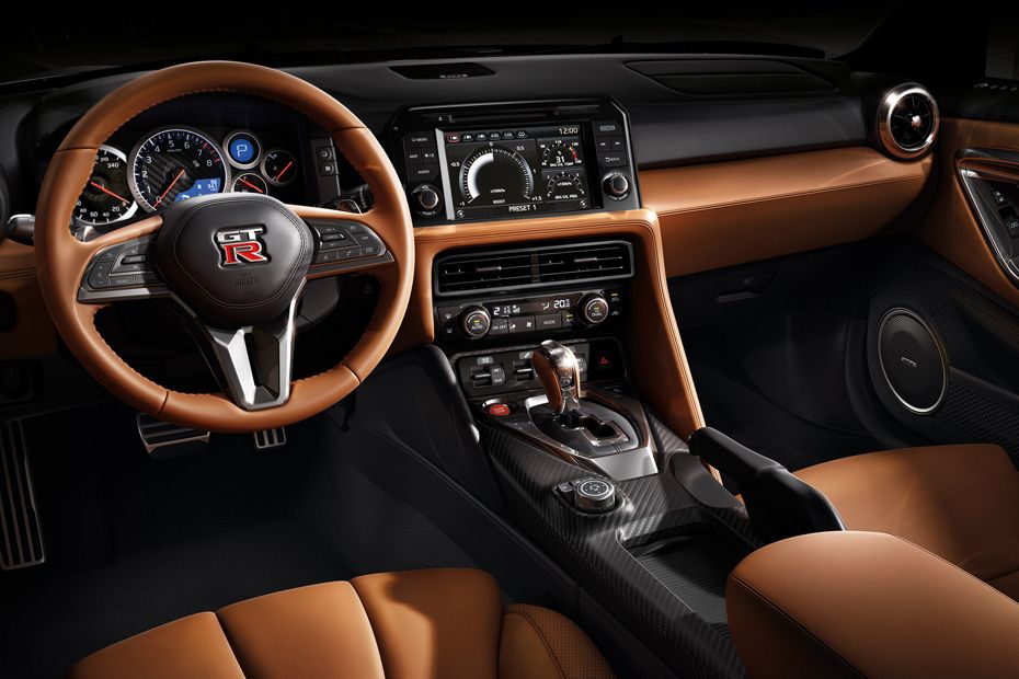 Dashboard View of GT-R