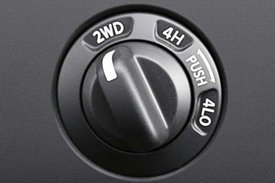 Center Controls of Nissan Navara Pickup