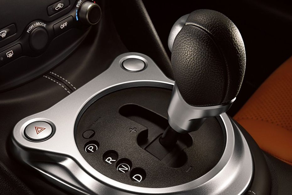Nissan 370Z Roadster Gear Shifter