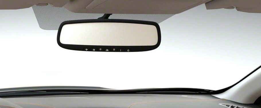 Maxima (2016-2018) Courtesy Lamps