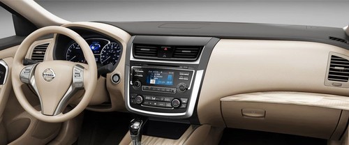 Dashboard View of Altima (2012-2016)