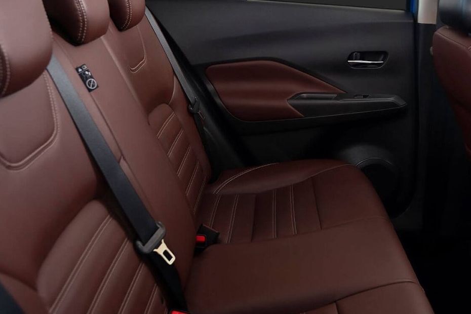 Nissan Kicks (2020-2023) Rear Seats