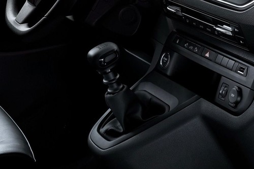 Peugeot Expert (2018-2022) Gear Shifter