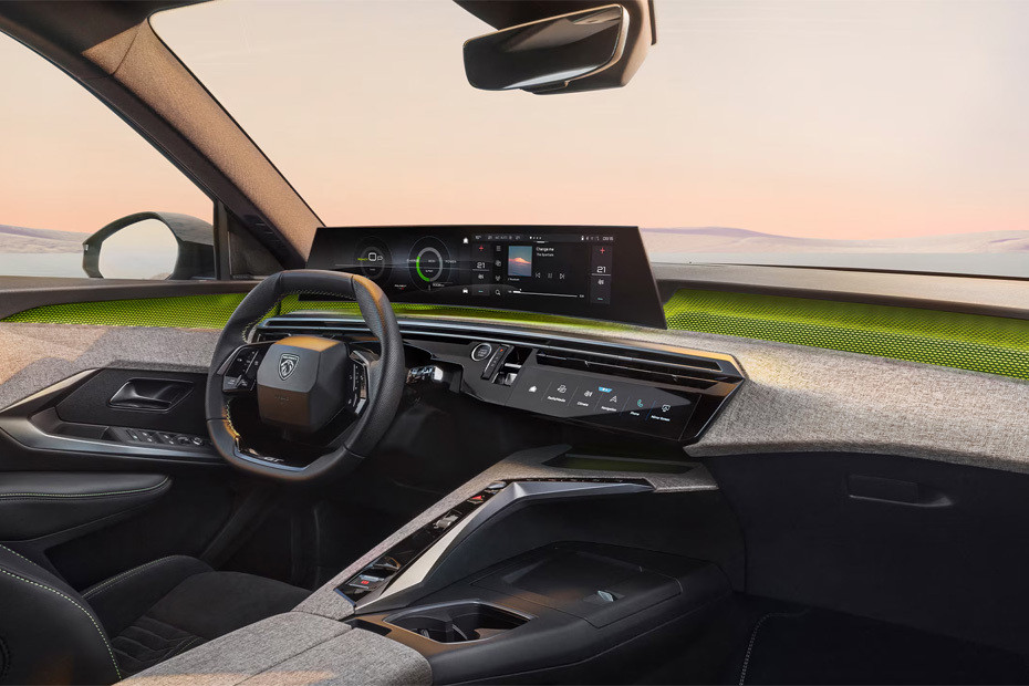 Dashboard View of 5008