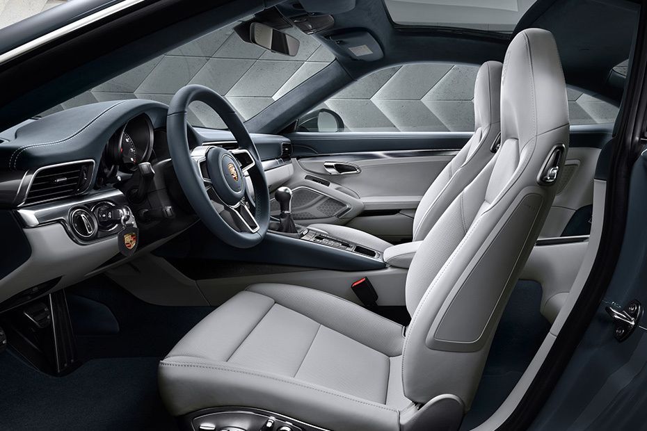911 (2022-2023) Passenger Seat