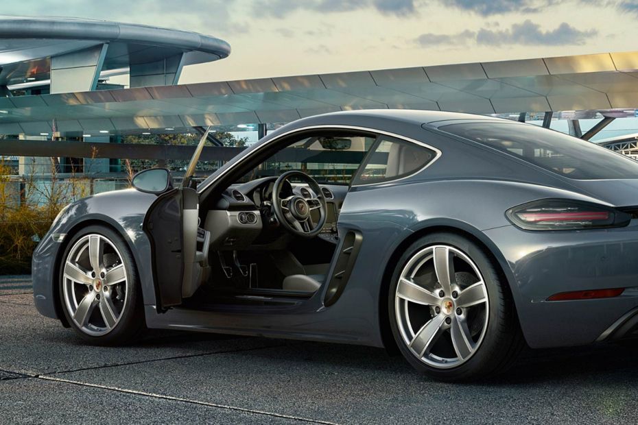 Porsche 718 Driver's Side View Door Open