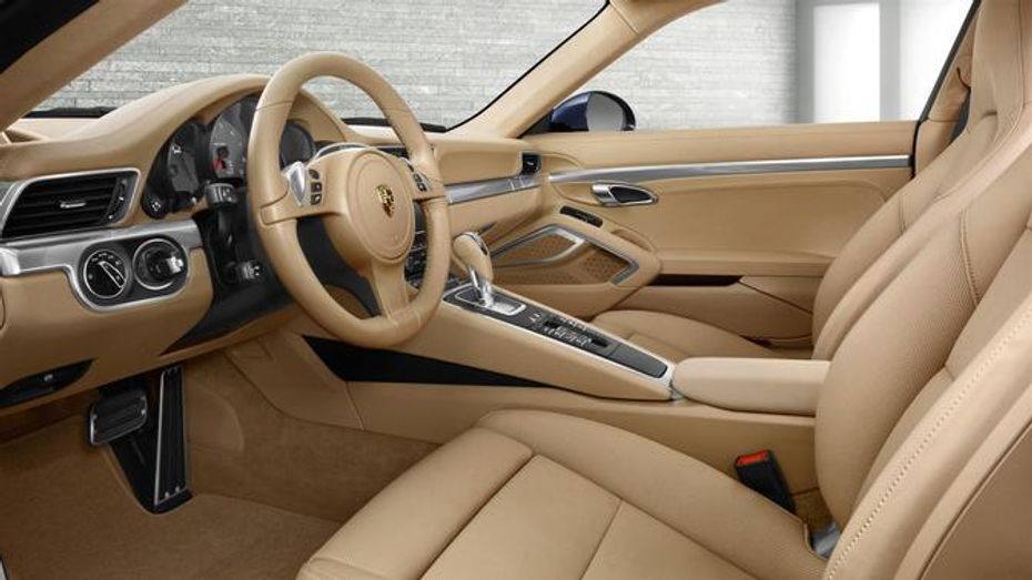 911 Carrera 4S Cabriolet Front Seats