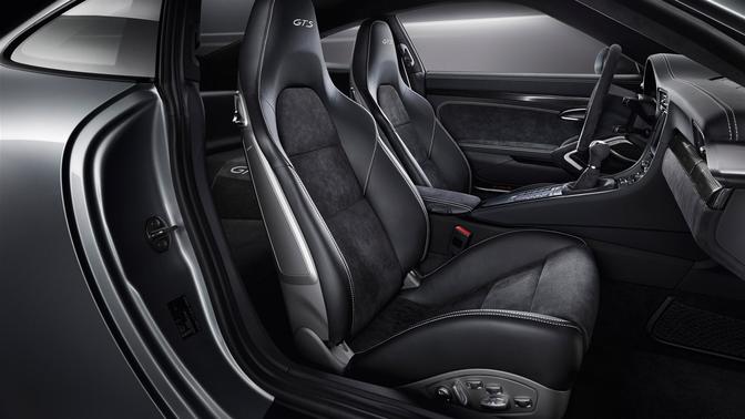 911 Carrera 4 GTS Cabriolet Passenger Seat